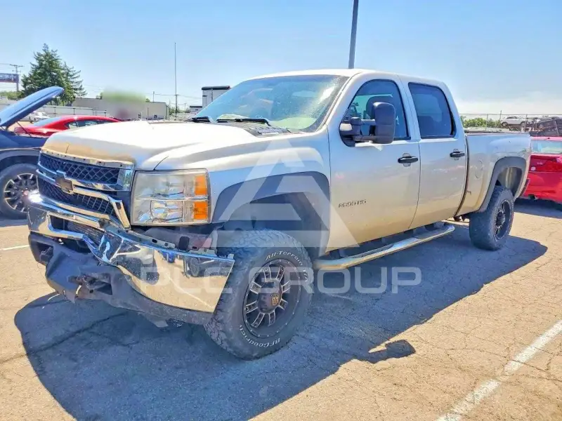 2011 Chevrolet Silverado photo