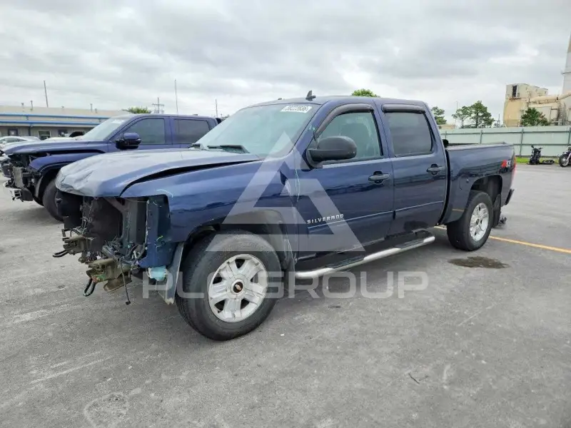 2011 Chevrolet Silverado photo