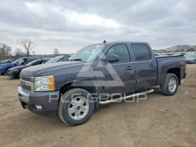 2011 Chevrolet Silverado photo