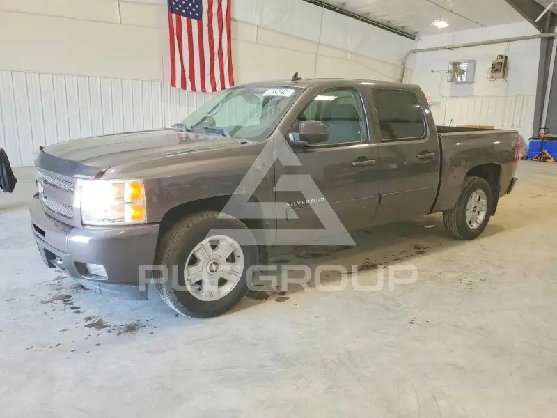 2011 Chevrolet Silverado photo