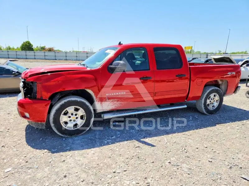 2011 Chevrolet Silverado photo