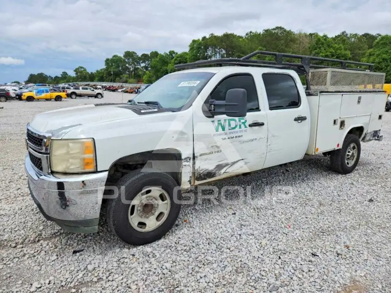 2011 Chevrolet Silverado photo
