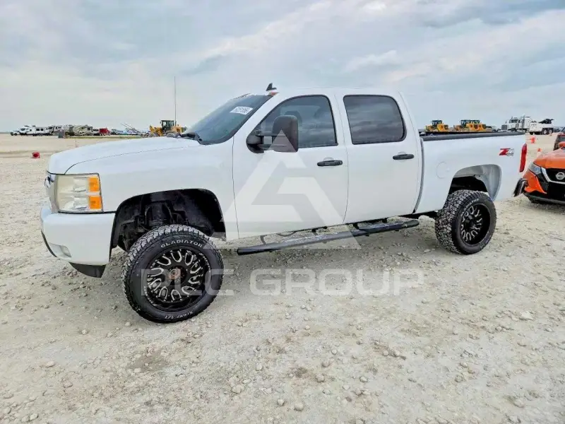 2011 Chevrolet Silverado фото