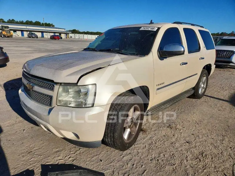 2011 Chevrolet Tahoe photo