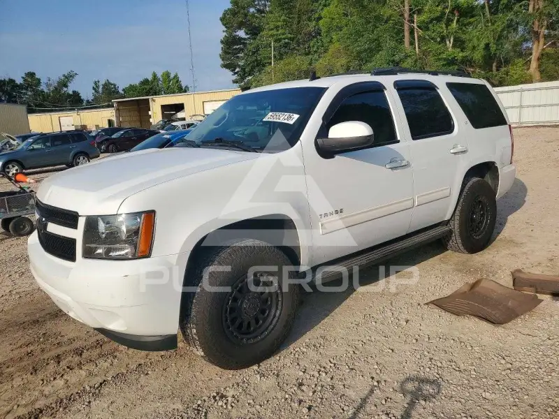 2011 Chevrolet Tahoe photo