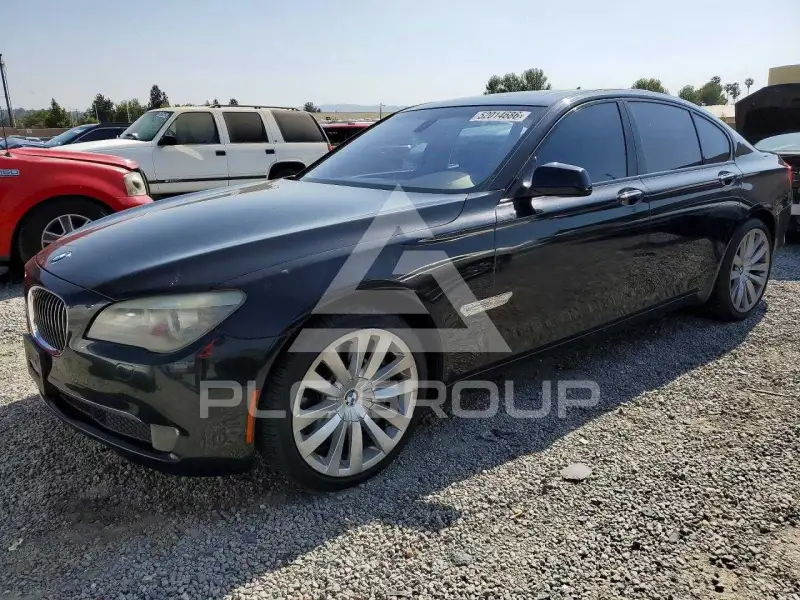 2011 BMW 750 фото