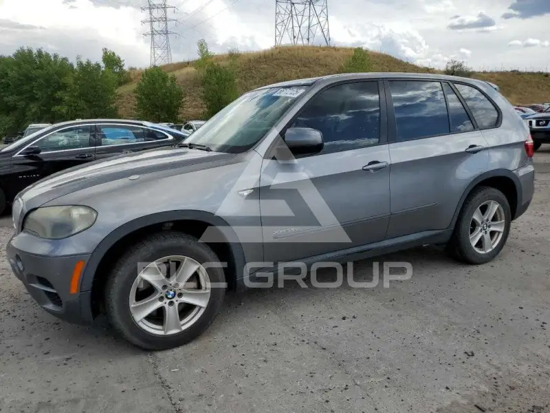 2011 BMW X5 photo