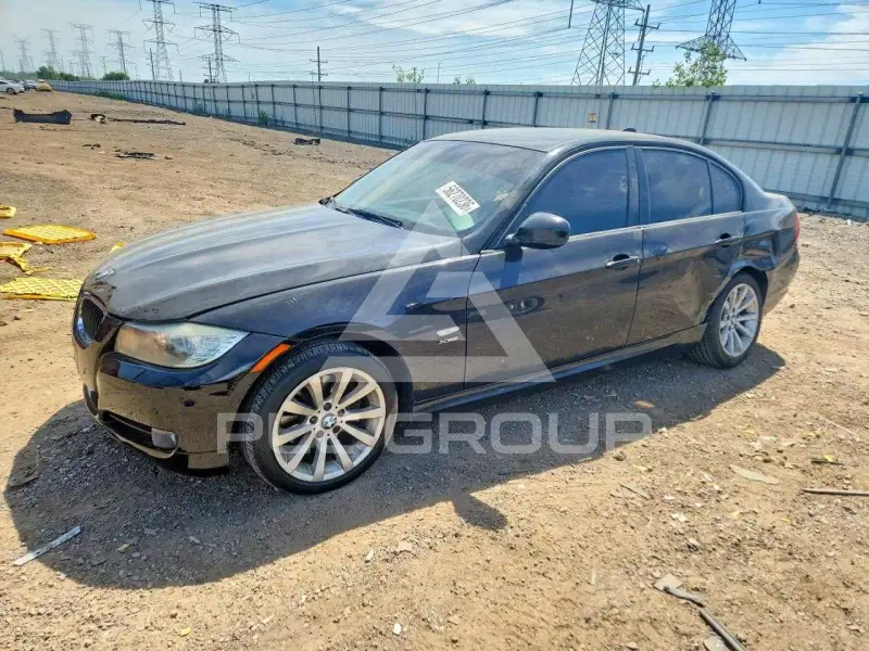 2011 BMW 3 Series фото