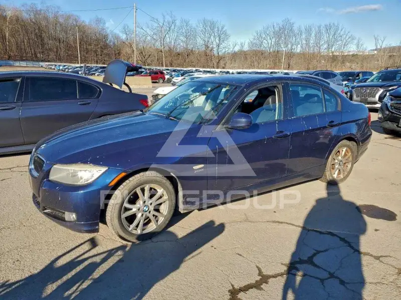 2011 BMW 330 фото