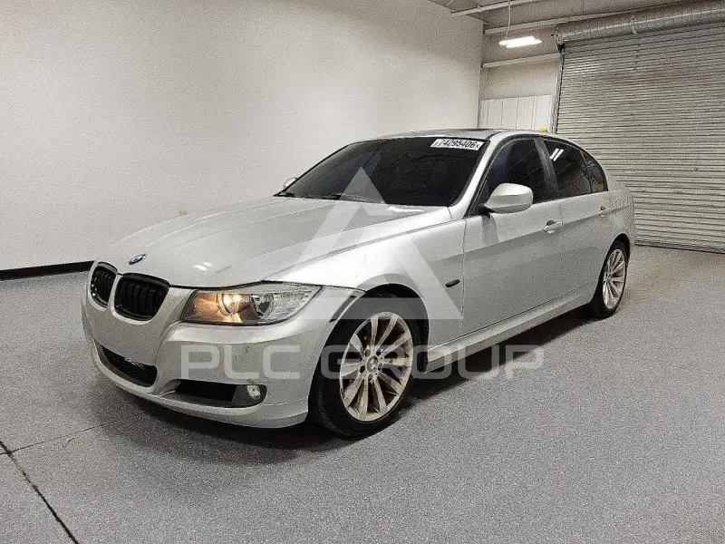 2011 BMW 328 photo