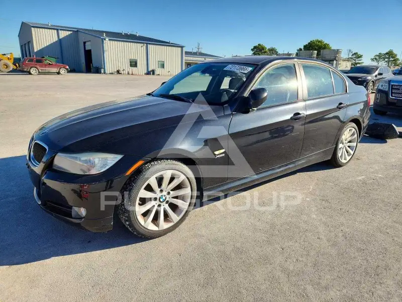 2011 BMW 328 photo