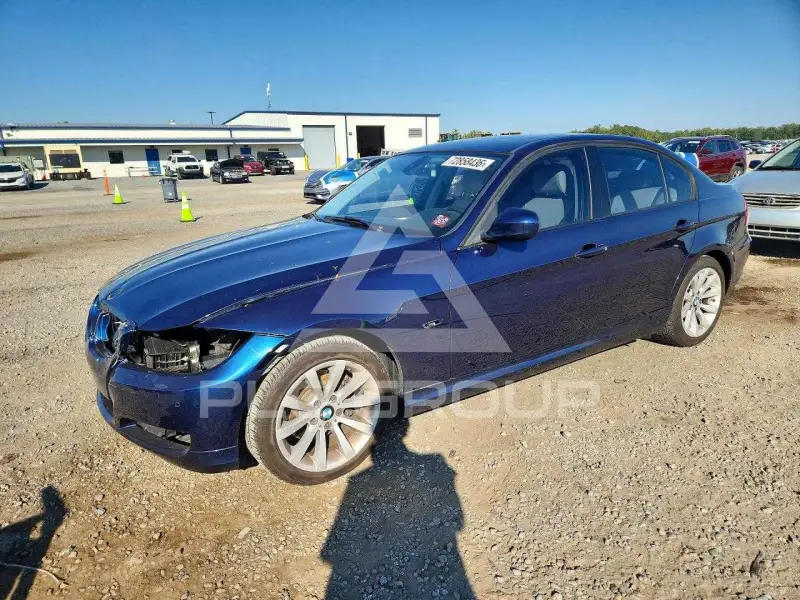 2011 BMW 328 photo