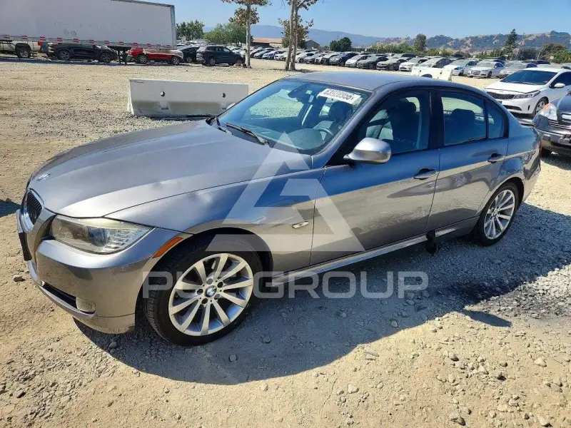 2011 BMW 328 фото