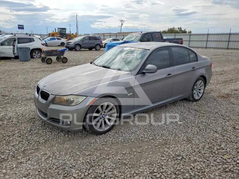 2011 BMW 328 photo