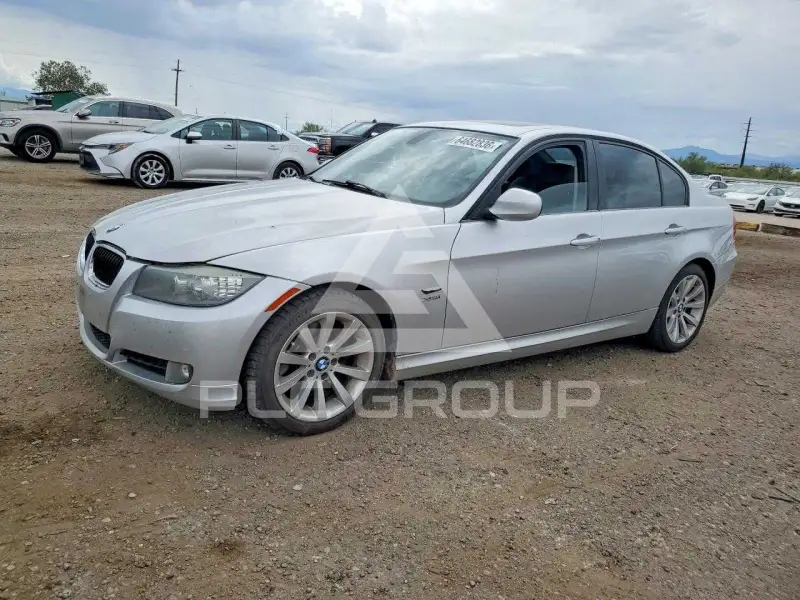 2011 BMW 328 photo