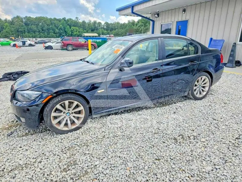 2011 BMW 328 photo