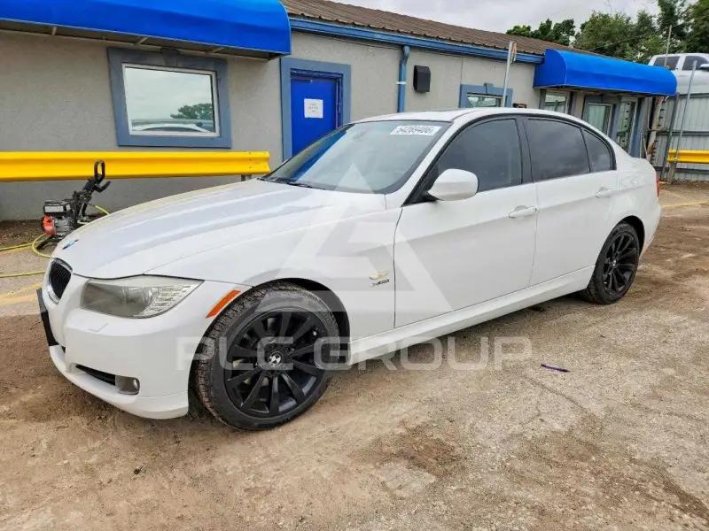 2011 BMW 328 фото