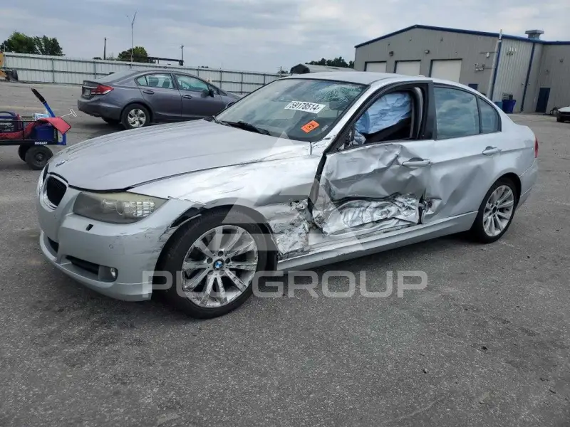 2011 BMW 328 photo