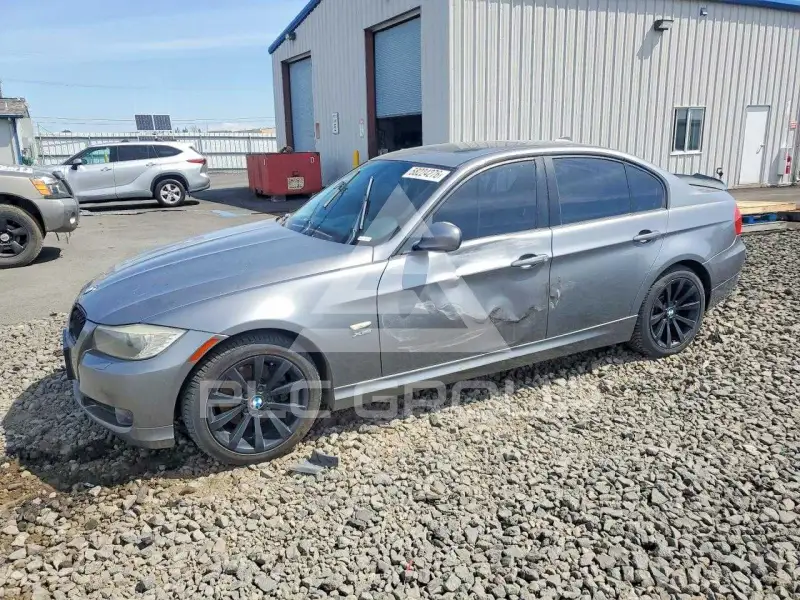 2011 BMW 328 photo