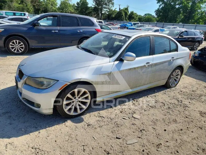 2011 BMW 328 photo