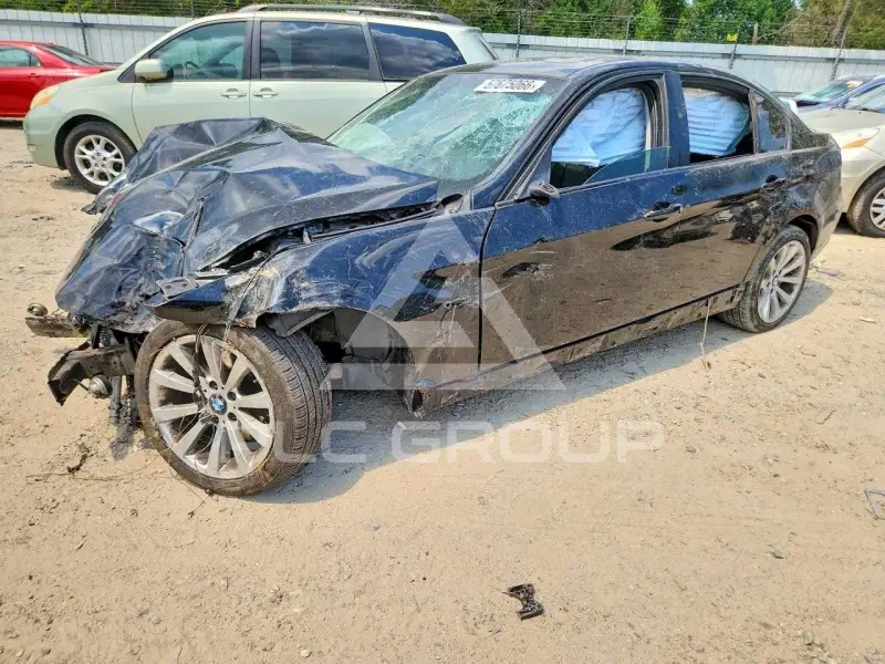 2011 BMW 328 photo