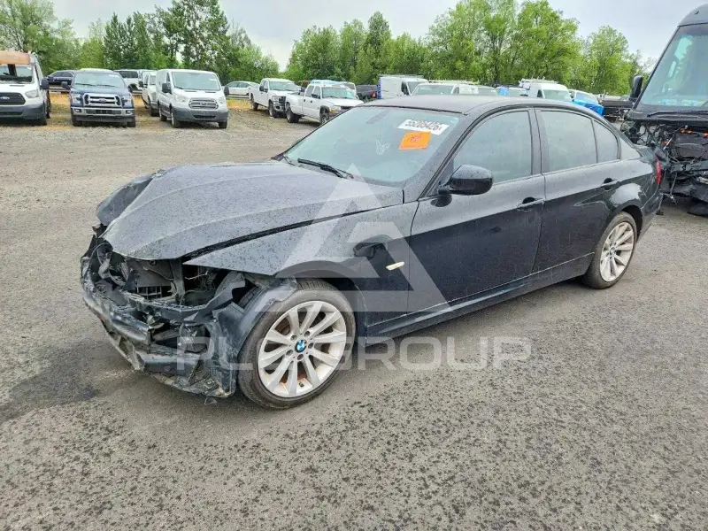 2011 BMW 328 photo