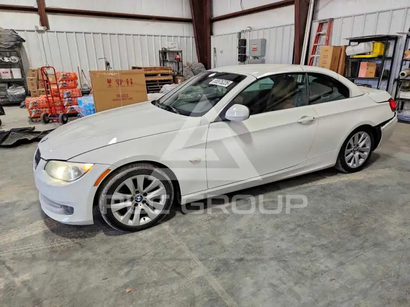 2011 BMW 328 photo
