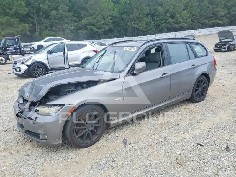 2011 BMW 328 photo