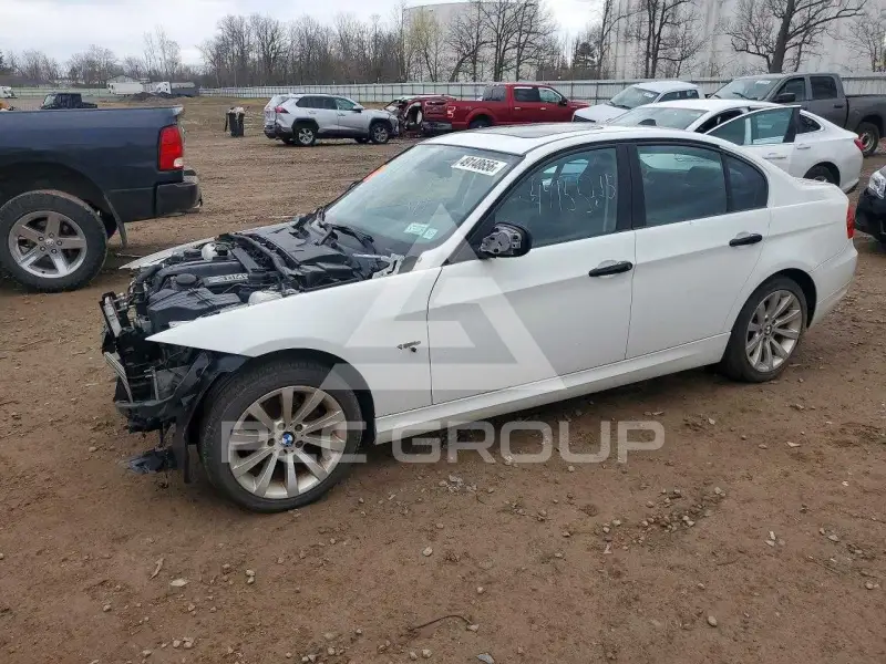 2011 BMW 328 photo