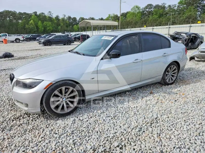 2011 BMW 328 фото