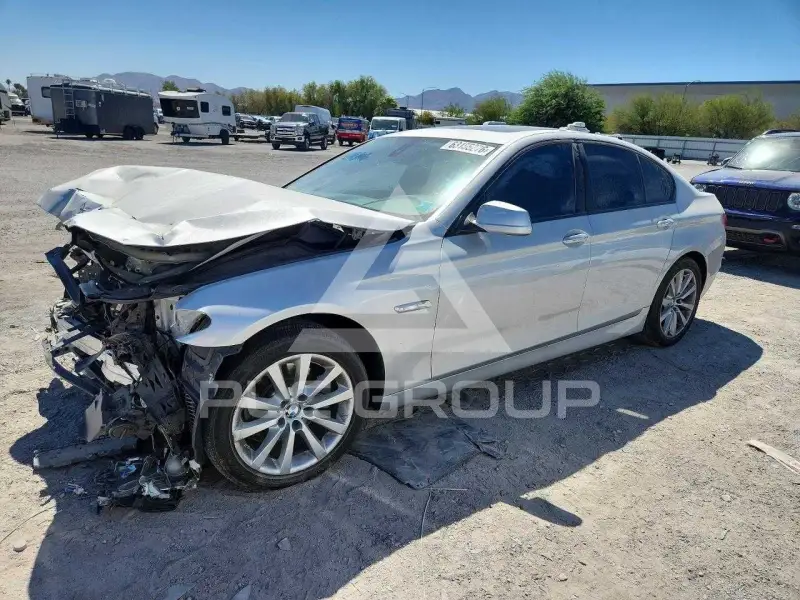 2011 BMW 528 фото