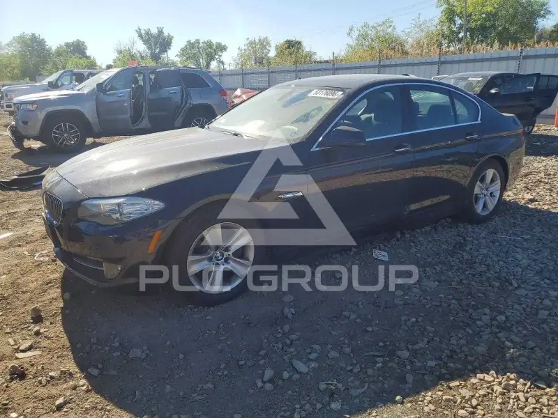 2011 BMW 528 photo