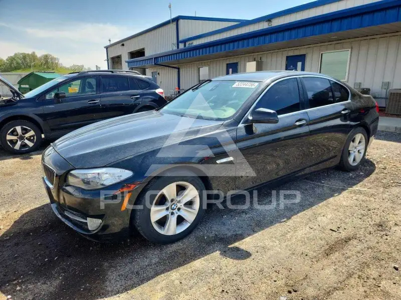2011 BMW 528 фото