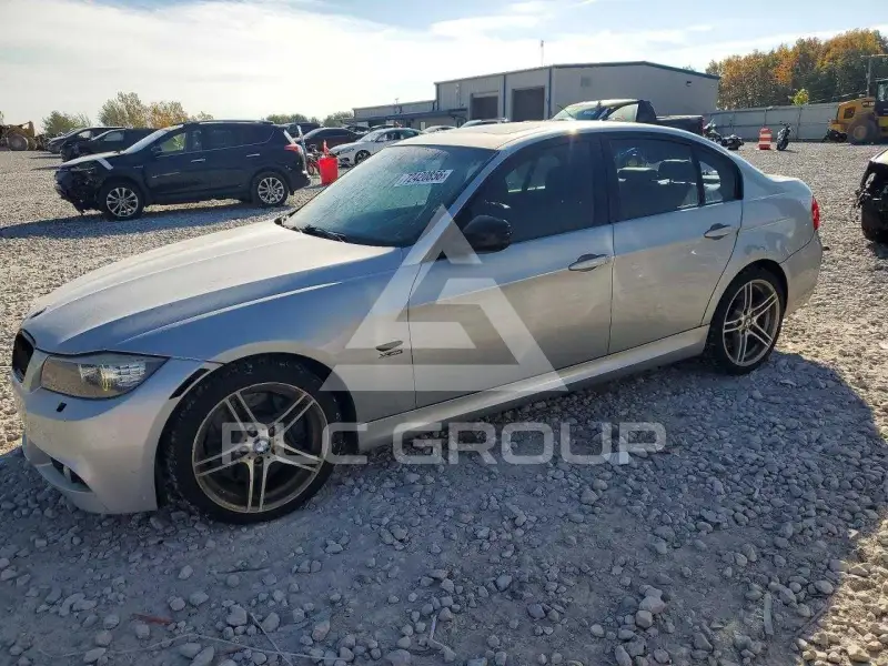 2011 BMW 335 фото