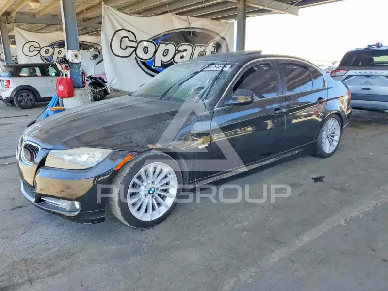 2011 BMW 335 photo
