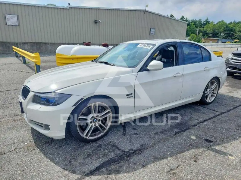2011 BMW 335 photo