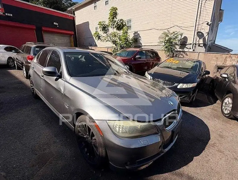 2011 BMW 335 фото