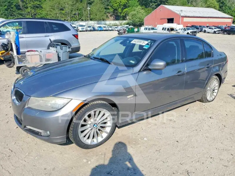 2011 BMW 335 photo