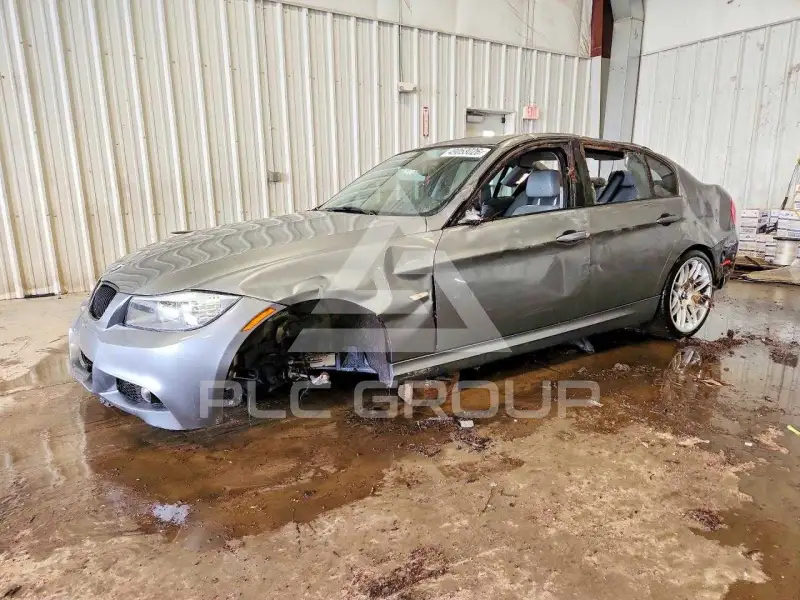 2011 BMW 335 photo