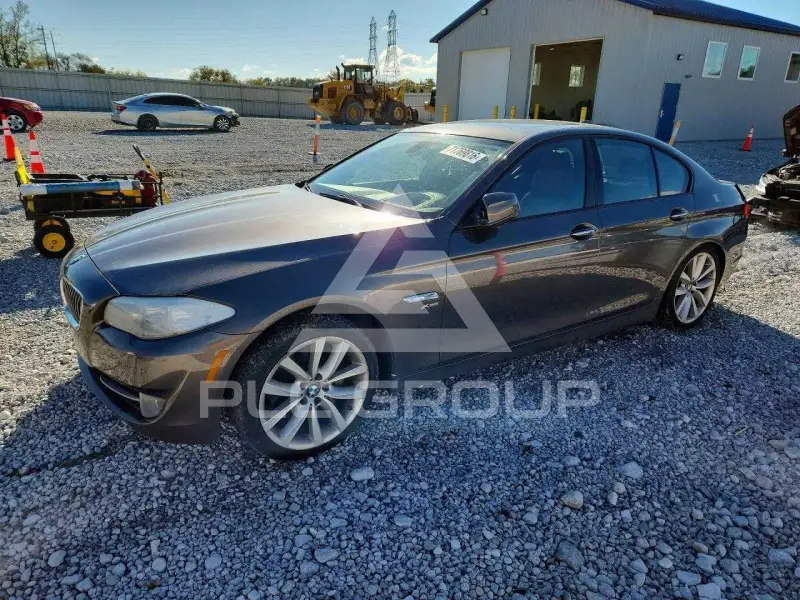 2011 BMW 535 photo