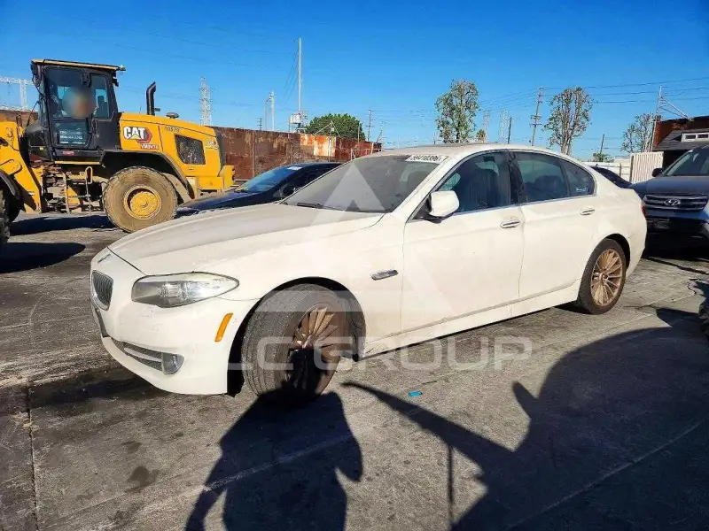 2011 BMW 535 фото