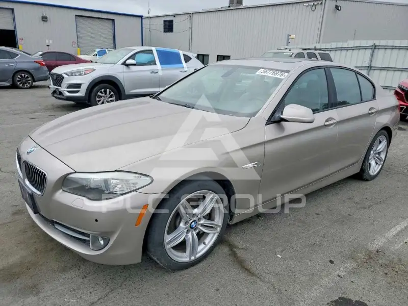 2011 BMW 535 фото