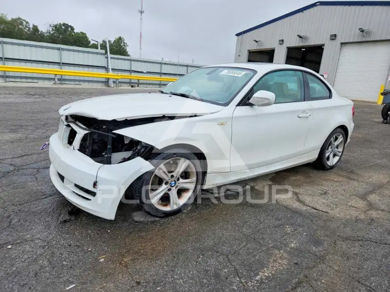 2011 BMW 128 фото