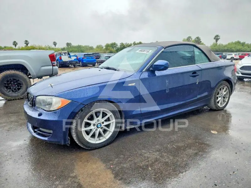 2011 BMW 128 photo