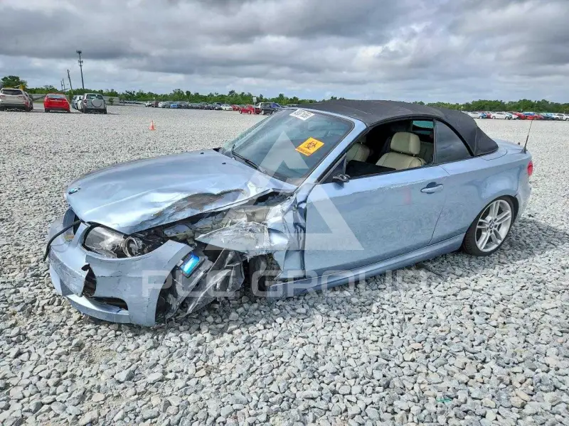 2011 BMW 135 фото