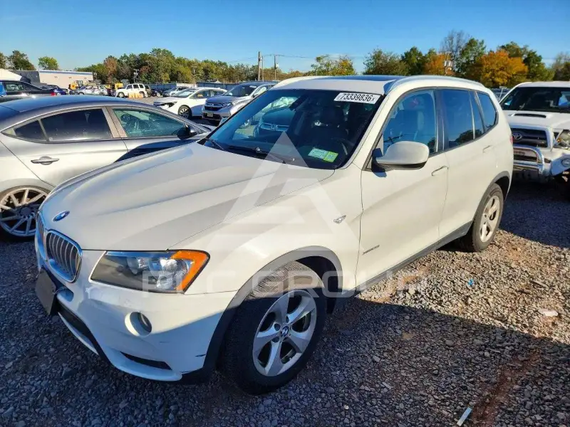 2011 BMW X3 photo