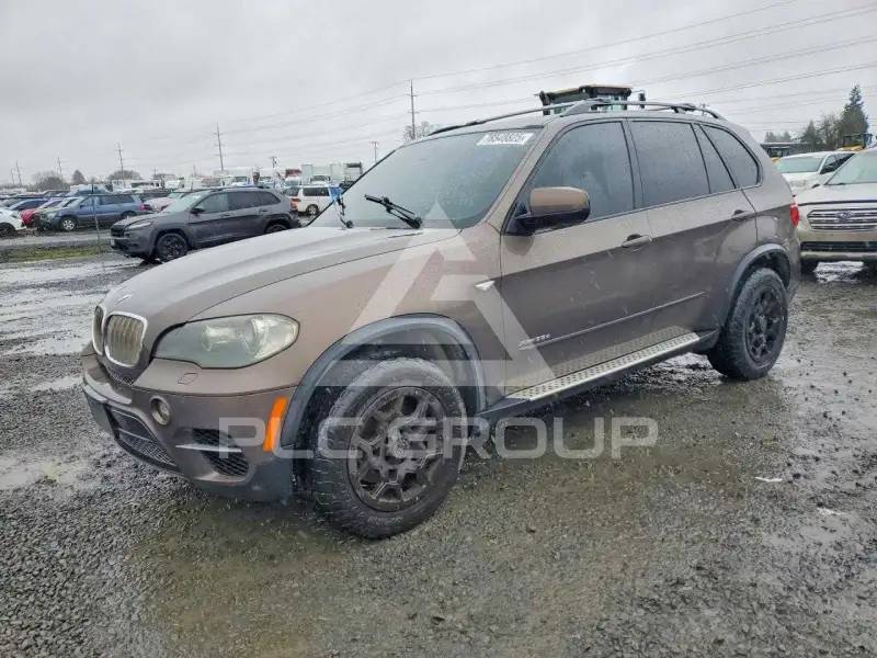 2011 BMW X5 фото