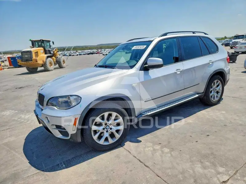 2011 BMW X5 фото