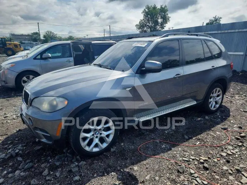 2011 BMW X5 photo