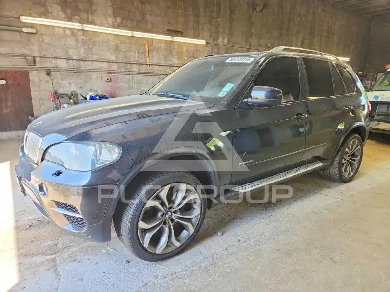 2011 BMW X5 фото
